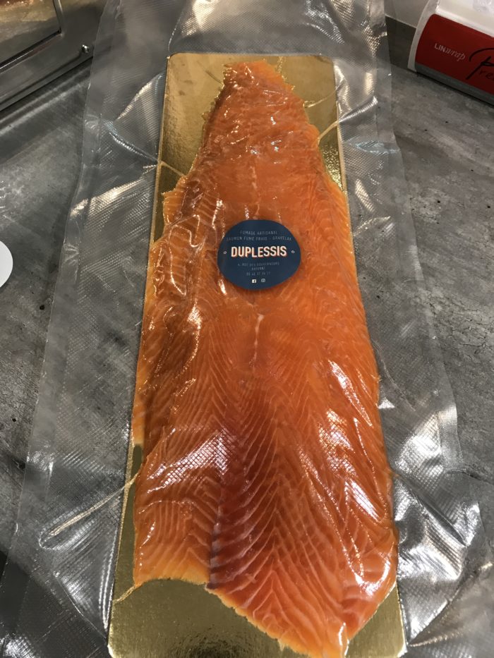 Saumon fumé filet entier tranché